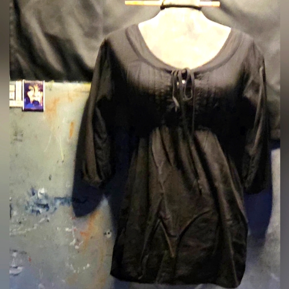 PAPER TEE Top